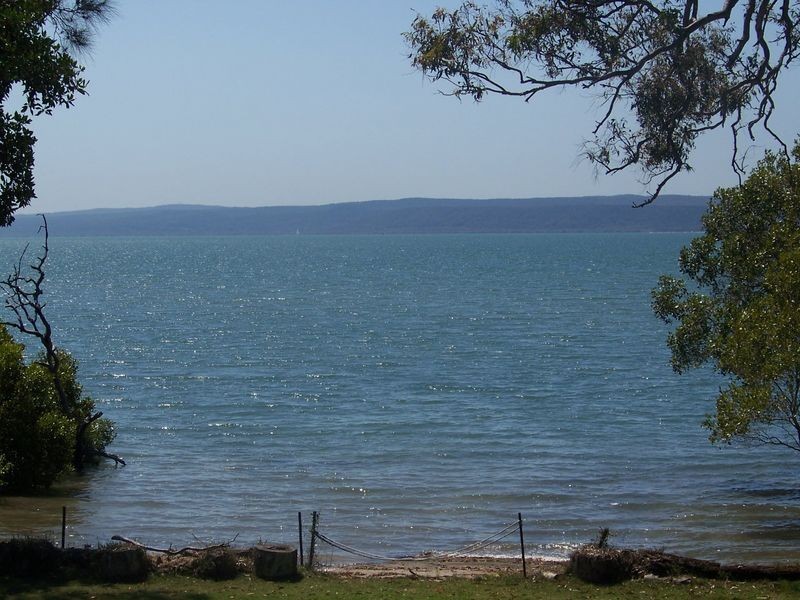 37 Jan Street, Macleay Island QLD 4184