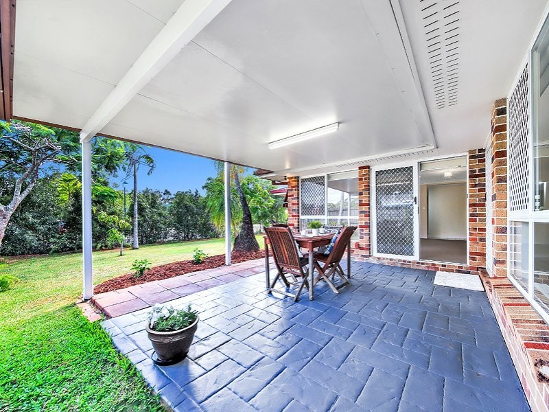 6 PINELANDS CIRCUIT, Redland Bay QLD 4165