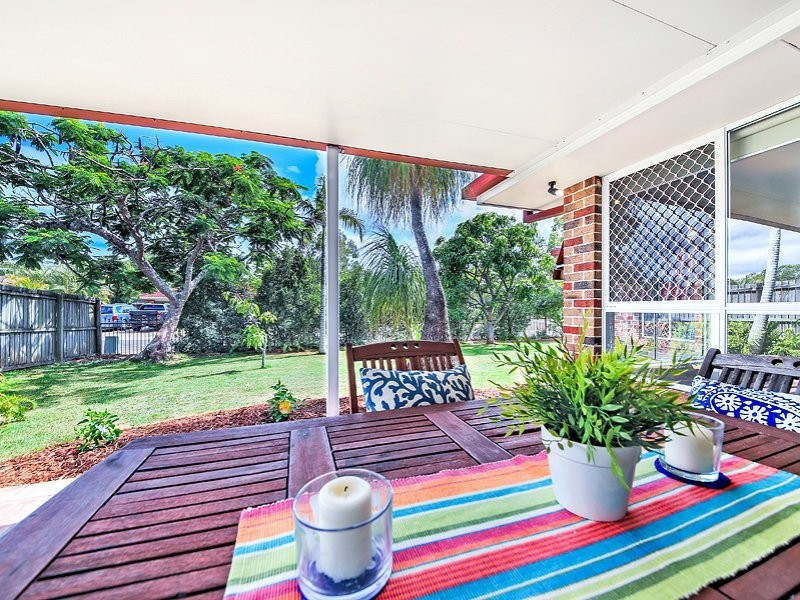 6 PINELANDS CIRCUIT, Redland Bay QLD 4165