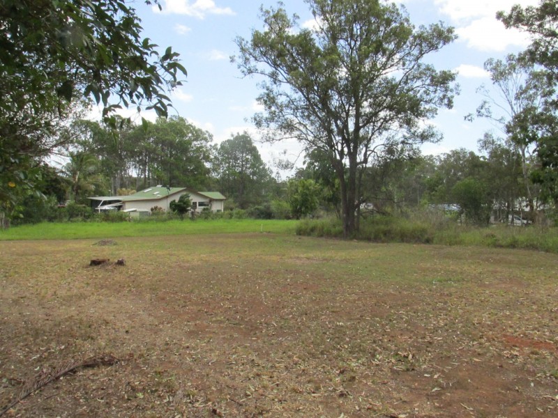 57 High Central Road, Macleay Island QLD 4184