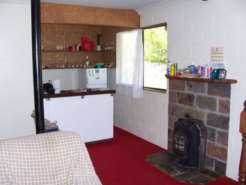 40 Crest Haven, Lamb Island QLD 4184