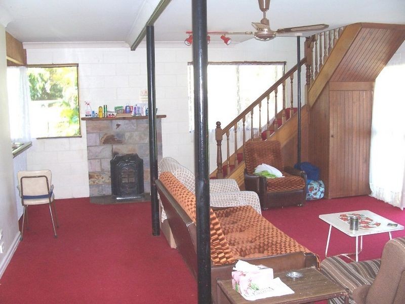 40 Crest Haven, Lamb Island QLD 4184