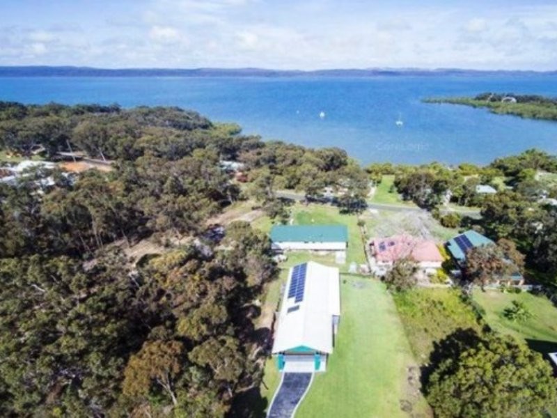 206 Kate Street, Macleay Island QLD 4184