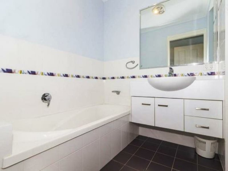 206 Kate Street, Macleay Island QLD 4184