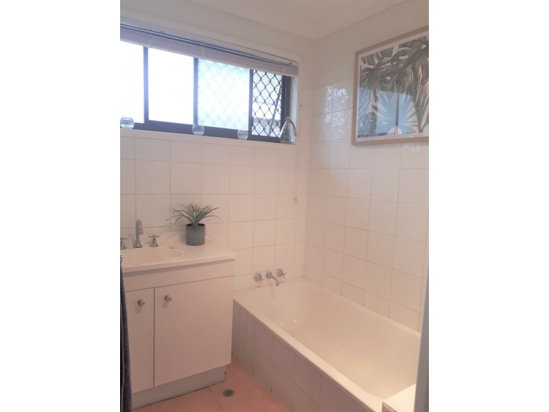 238 Mill Street, Redland Bay QLD 4165