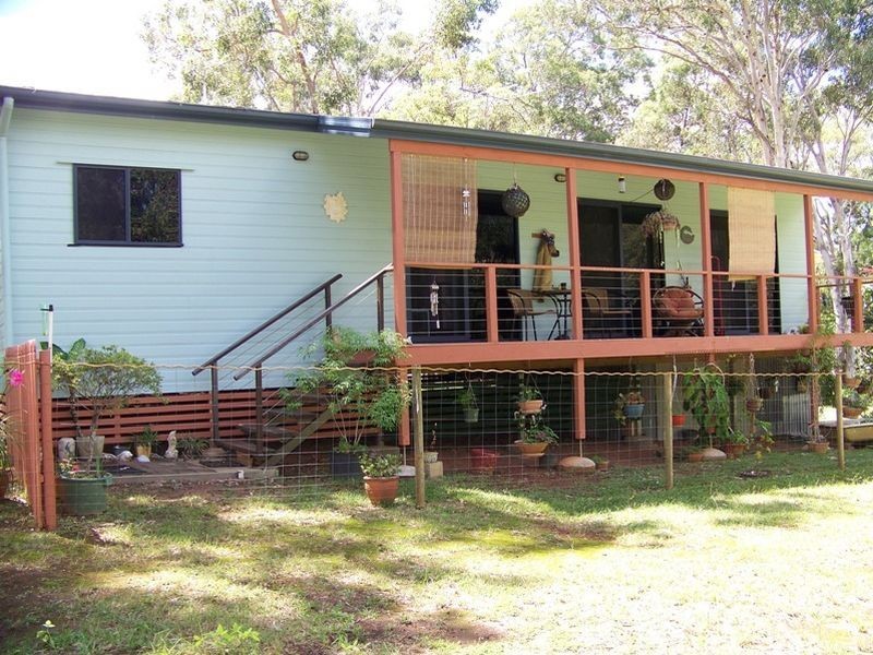 36 Pierhaven, Lamb Island QLD 4184