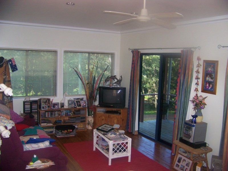 36 Pierhaven, Lamb Island QLD 4184