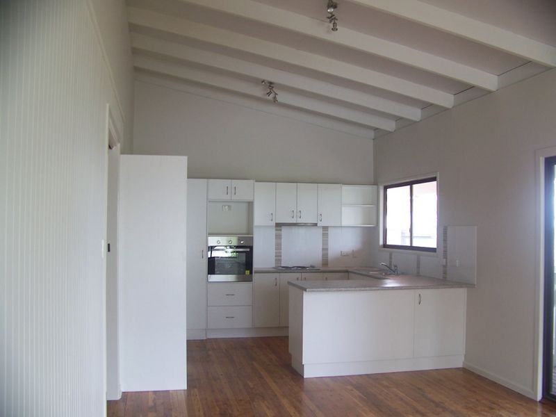 25 cliff Tec, Macleay Island QLD 4184