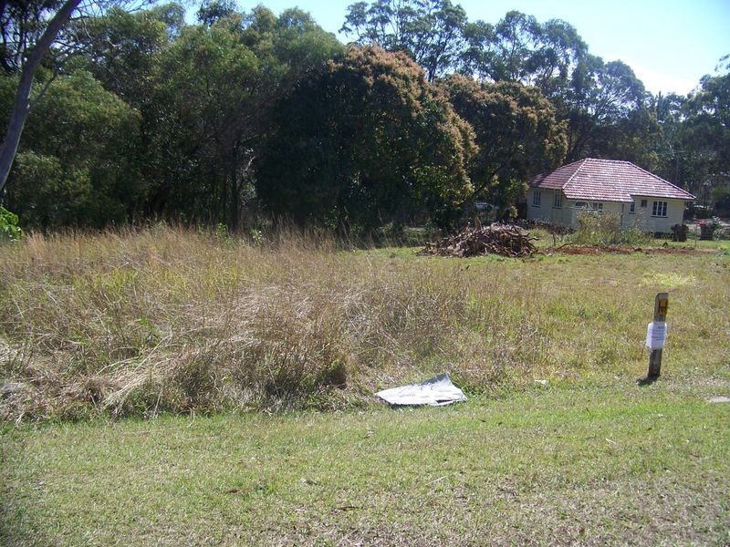 5 Michael Street, Macleay Island QLD 4184