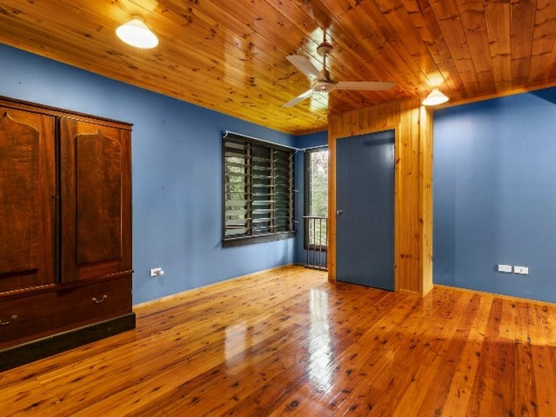 2 Camena Street, Macleay Island QLD 4184