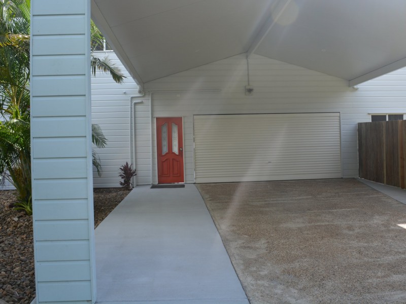 22 Muriel Street, Redland Bay QLD 4165