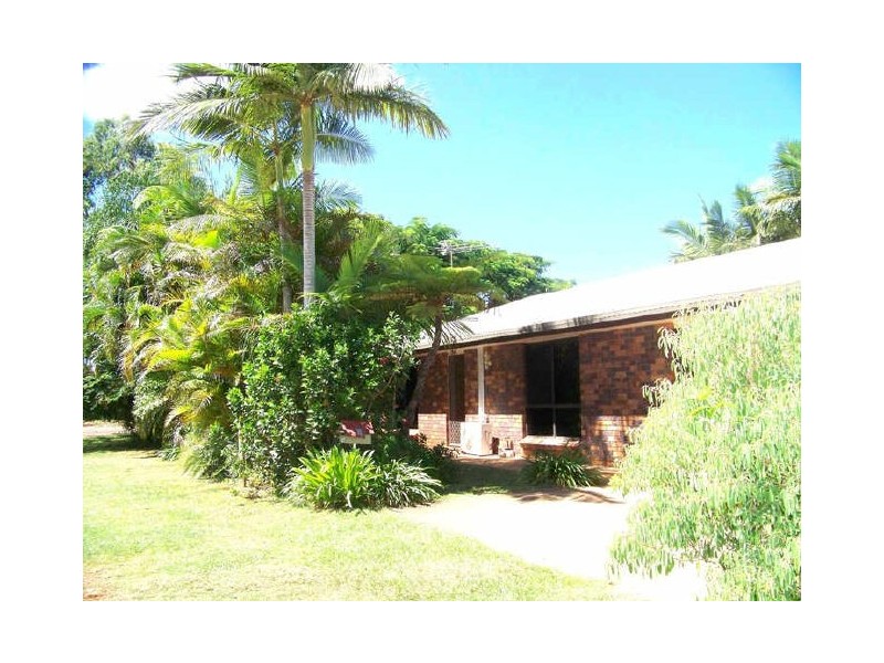 2 Michael, Lamb Island QLD 4184