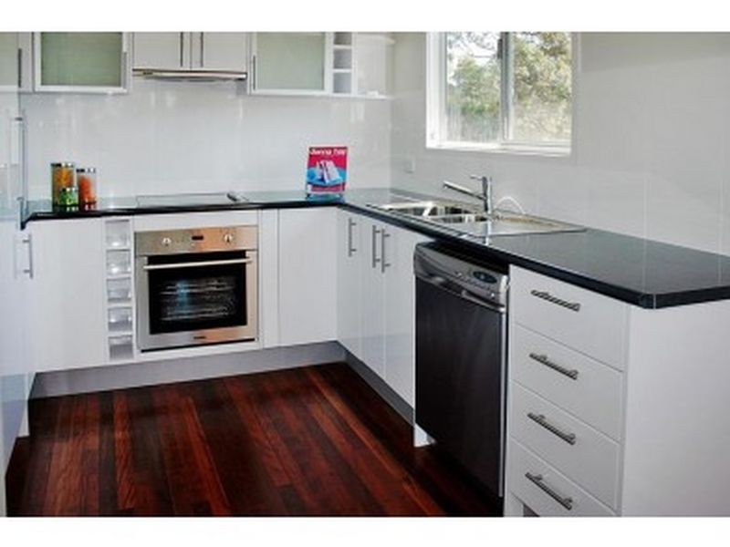 75 Scott, Macleay Island QLD 4184
