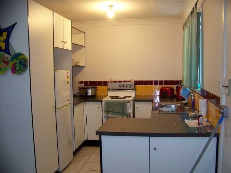 15 Baracoota Street, Macleay Island QLD 4184