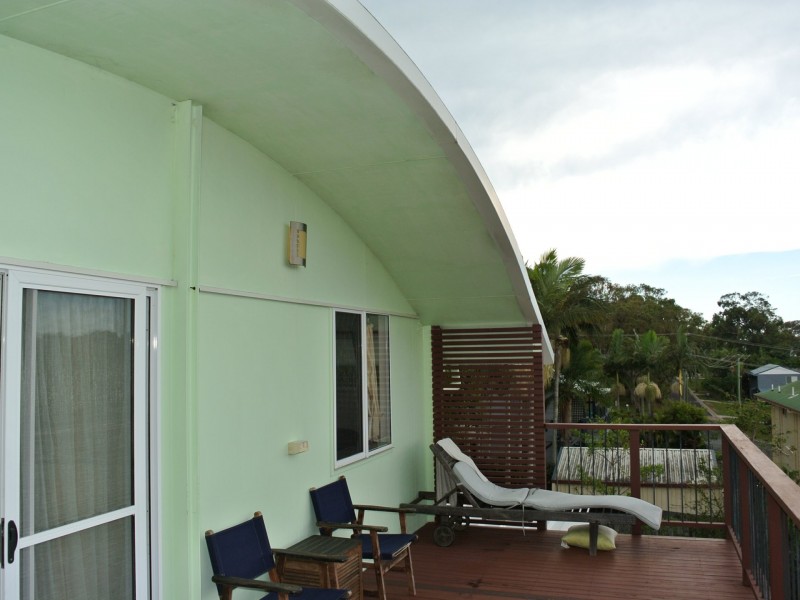 27 Oomool Street, Macleay Island QLD 4184
