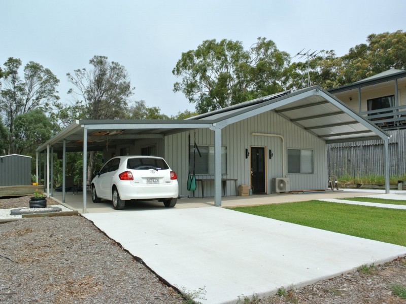 26 Tukkeri Street, Macleay Island QLD 4184