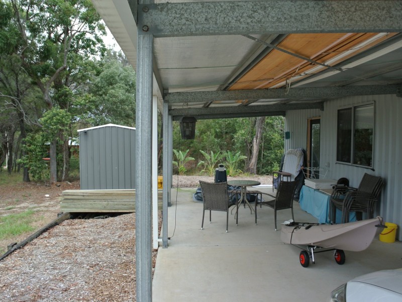 26 Tukkeri Street, Macleay Island QLD 4184