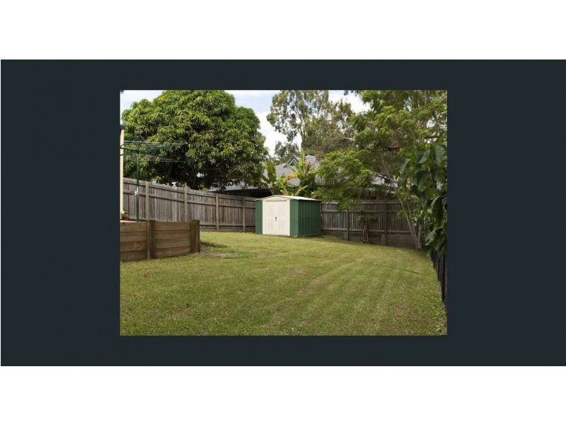 22 Michael Street, Redland Bay QLD 4165