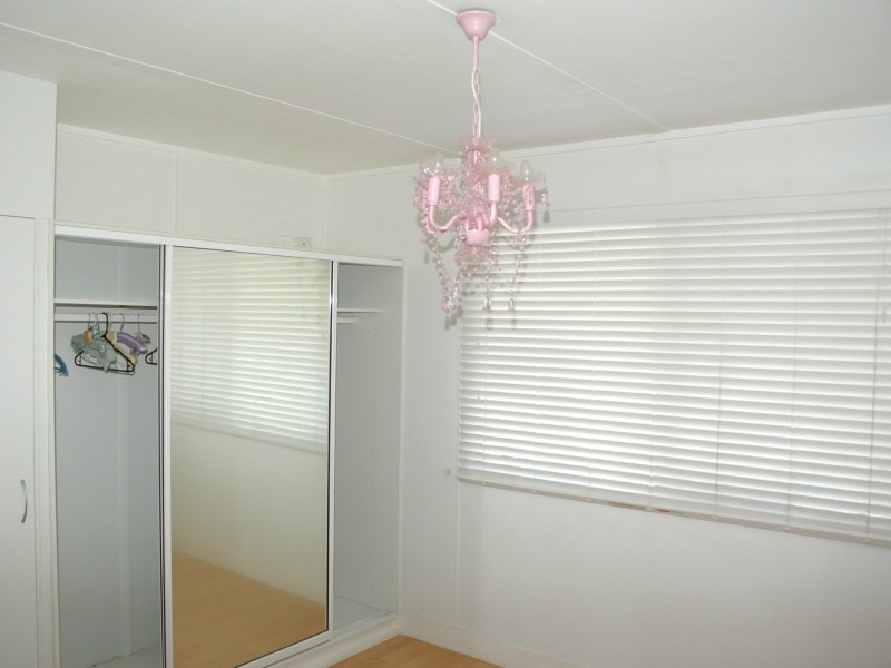 25 Orion Street, Macleay Island QLD 4184