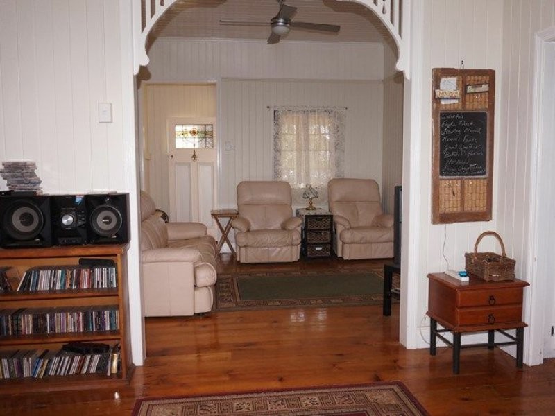 17 Pecan Street, Macleay Island QLD 4184
