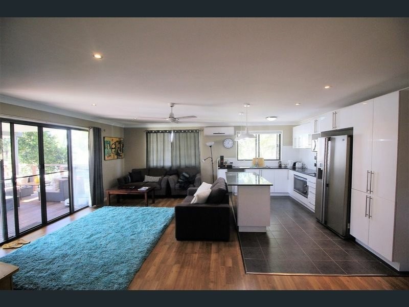 6 Mawarra Street, Macleay Island QLD 4184