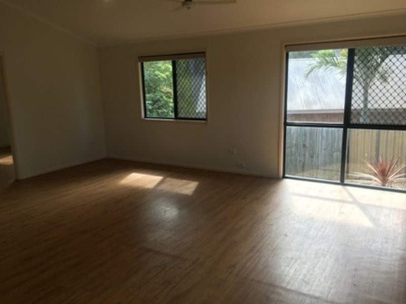 136 Lucas drive, Lamb Island QLD 4184