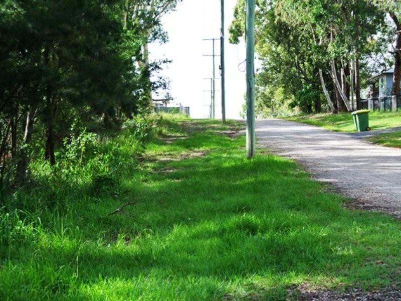 5 Tukkeri Street, Macleay Island QLD 4184