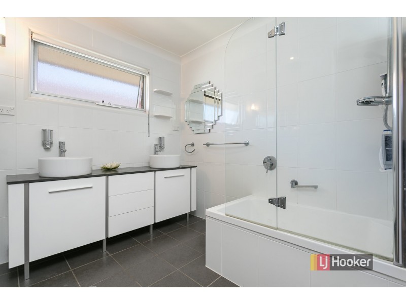 28 Peel Street, Redland Bay QLD 4165