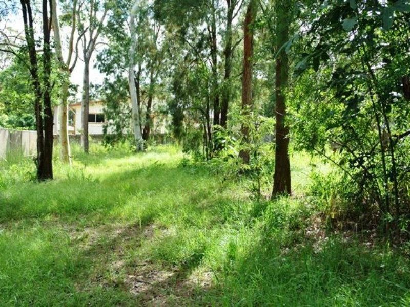 9 Tingara Street, Macleay Island QLD 4184