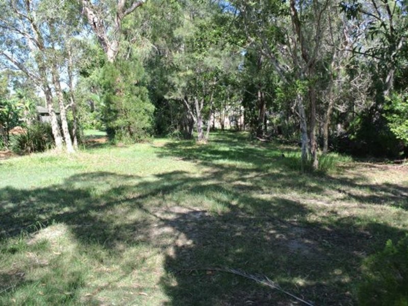 6 Kestrel Street, Macleay Island QLD 4184