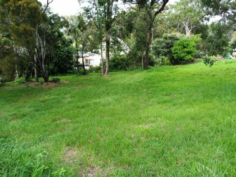 34 Oomool Street, Macleay Island QLD 4184