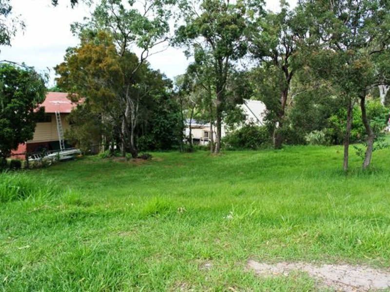 34 Oomool Street, Macleay Island QLD 4184