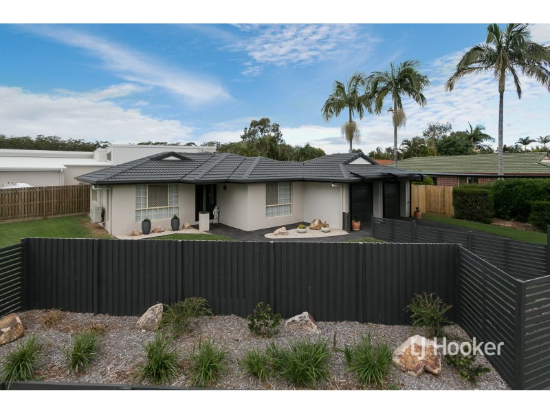1/1 Falkirk Parade, Redland Bay QLD 4165