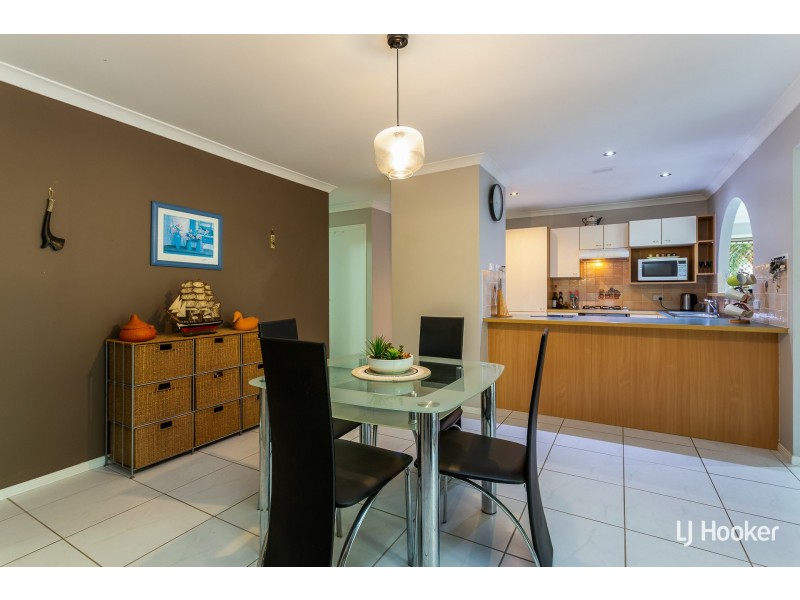 13 Niblick Way, Redland Bay QLD 4165