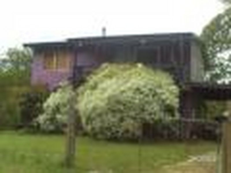 58-60 High central road, Macleay Island QLD 4184