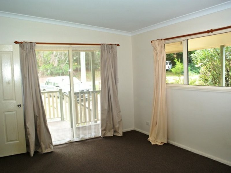 2 Cathy Street, Macleay Island QLD 4184