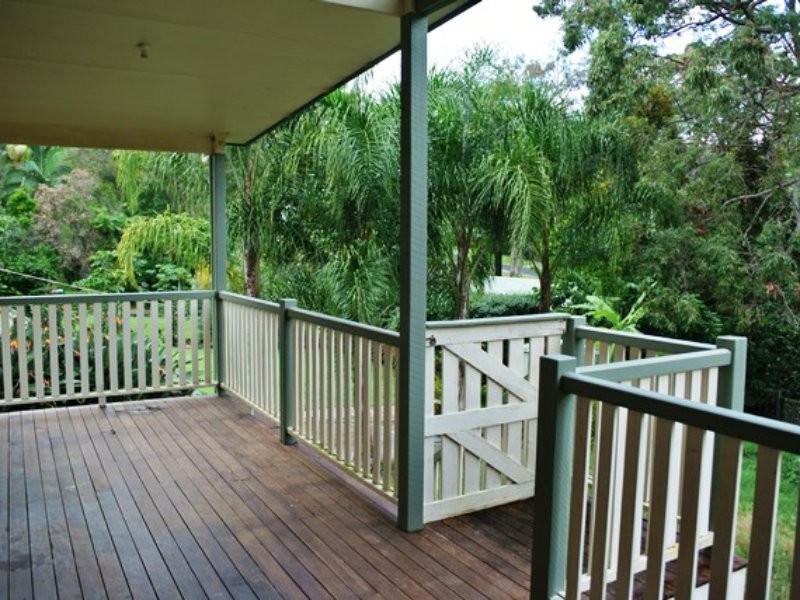 2 Cathy Street, Macleay Island QLD 4184