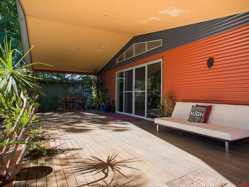 10 Udara Street, Macleay Island QLD 4184