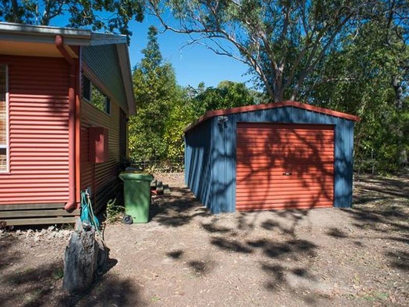 10 Udara Street, Macleay Island QLD 4184