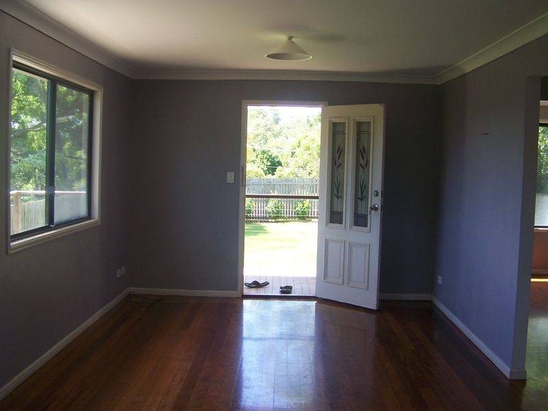 53 LUCAS DR, Lamb Island QLD 4184