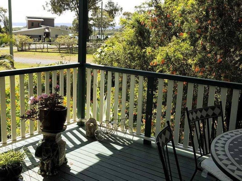 8-9 Wren Court, Macleay Island QLD 4184