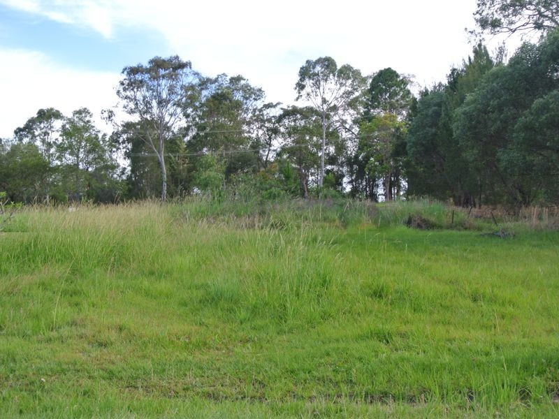 60 Scotts, Macleay Island QLD 4184