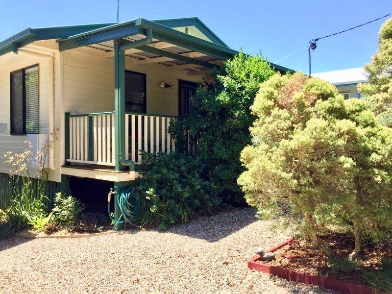 18 Camena Street, Macleay Island QLD 4184