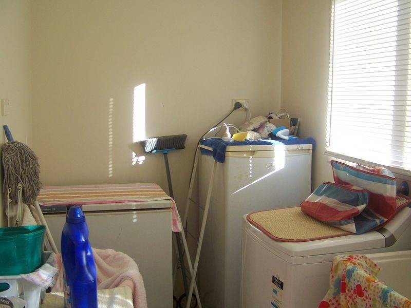 40 RESTHAVEN DRIVE, Lamb Island QLD 4184