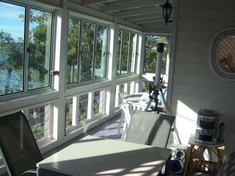 40 RESTHAVEN DRIVE, Lamb Island QLD 4184