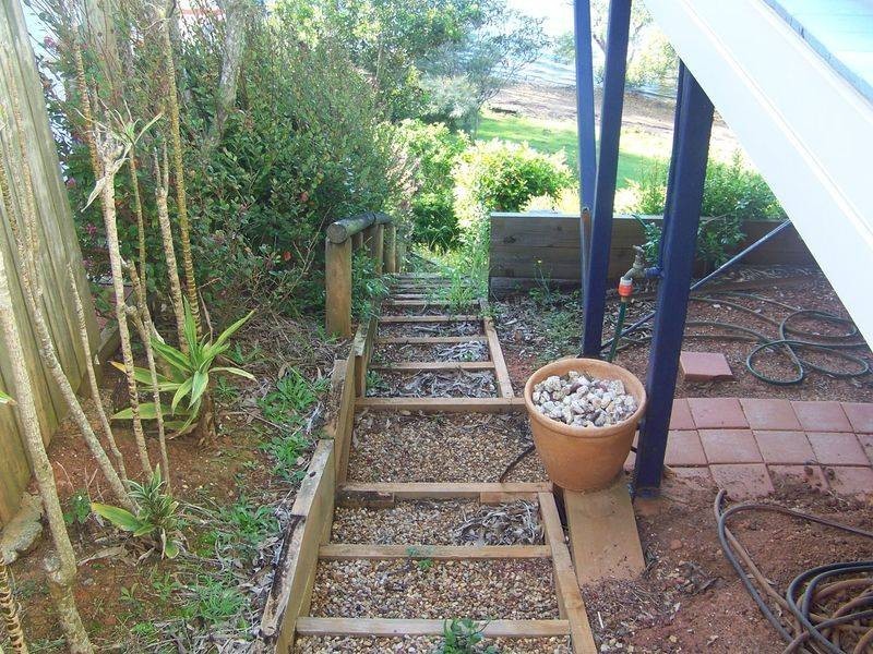 40 RESTHAVEN DRIVE, Lamb Island QLD 4184