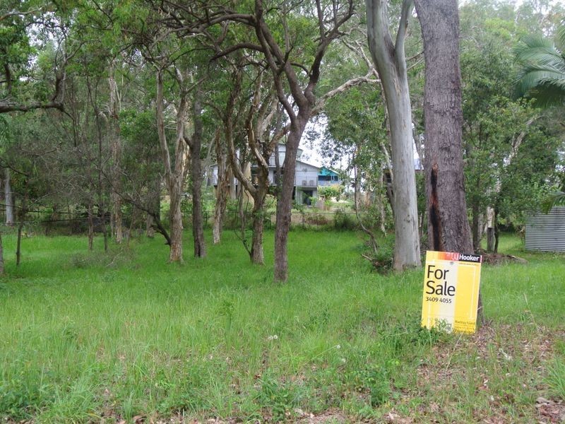 42 Coondooroopa Dve, Macleay Island QLD 4184