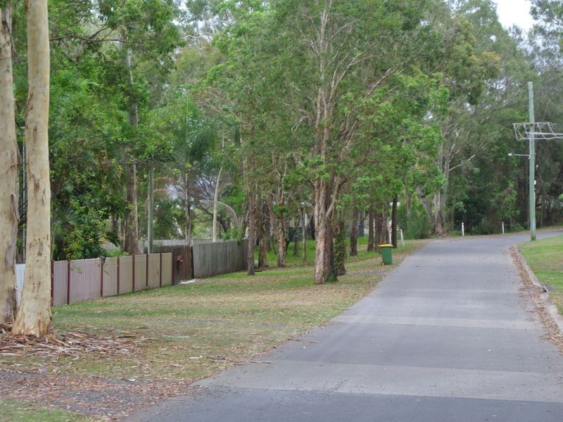 42 Coondooroopa Dve, Macleay Island QLD 4184