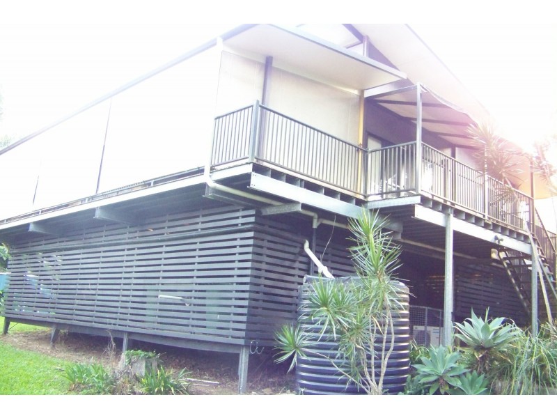 25 MICHAEL AVE, Lamb Island QLD 4184