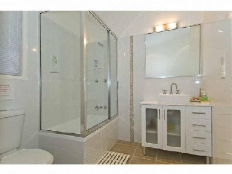 25 MICHAEL AVE, Lamb Island QLD 4184